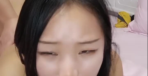 颜值不错的学妹跟小哥激情啪啪,全程露脸一线天无毛骚穴跟小哥69口交玩弄,后入爆草抽插,奶子乱晃浪荡呻吟
