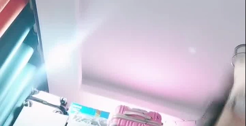 颜值很高的良家御姐人妻诱惑跟大哥在家激情啪啪直播,全程露脸深喉大鸡巴各种体位无套抽插